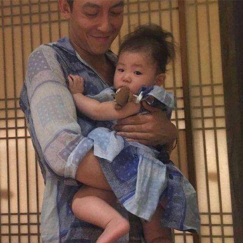 陈冠希呼吁网友为女儿学校捐款_陈冠希呼吁网友给女儿学校捐款被怼社交平台怒挂素人照片